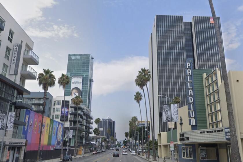 Exterior view of the Hollywood Palladium.